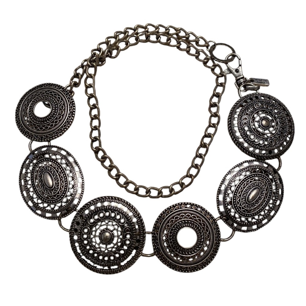 Chico’s Elegant Silvertone western boho Concho Chain Link Belt Size: M/L